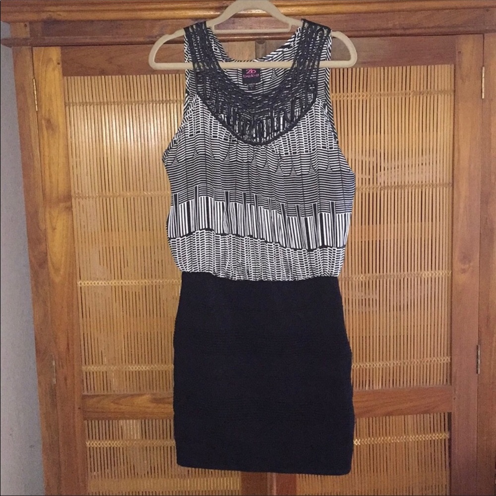 Like new 2bebe dress sz L
